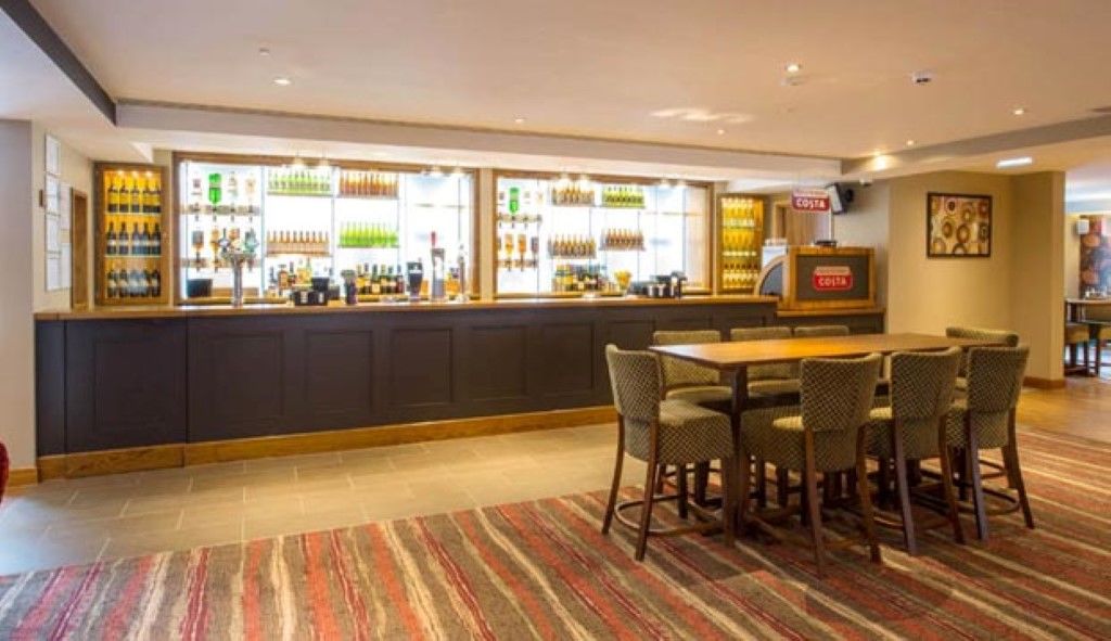 Premier Inn London St.Pancras エクステリア 写真